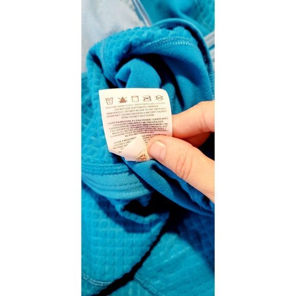 Nike Dri-Fit Blue Zip up sweater - Picture 11 of 11